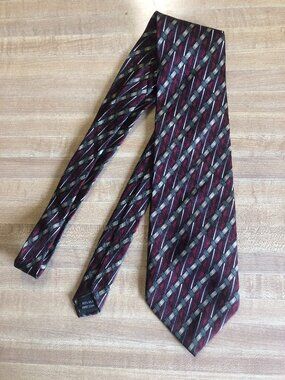 Louis Roth 100% Silk Red Tie